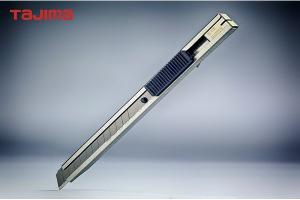 Нож строительный сегментный TAJIMA LC301B 9 мм автоматический фиксатор