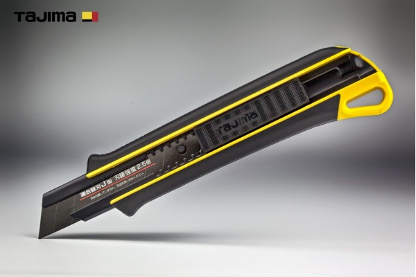 Нож строительный сегментный TAJIMA 680 J усиленный 22 мм автоматический фиксатор