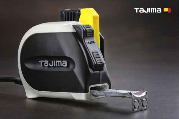 Рулетка строительная TAJIMA SIGMA SFSSM2555 5,5 м усиленная лента, магнитная, с автостопом и держателем на ремень.