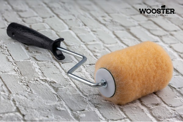 Валик малярный Wooster Super/Fab 10 см ворс 13 мм с ручкой