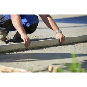 Инструмент для укладки бетона и стяжки пола